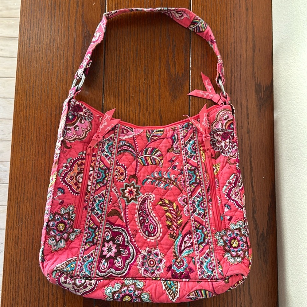 🆕VERA BRADLEY🆕 RETIRED PINK PAISLEY CALL ME CORAL SHOULDER BAG EUC